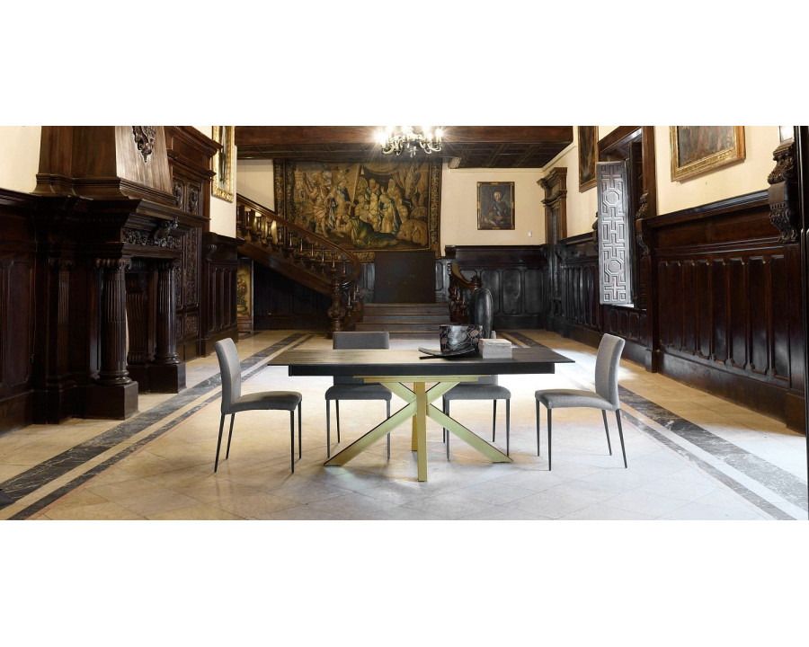 Pure Designs – Nordic Table